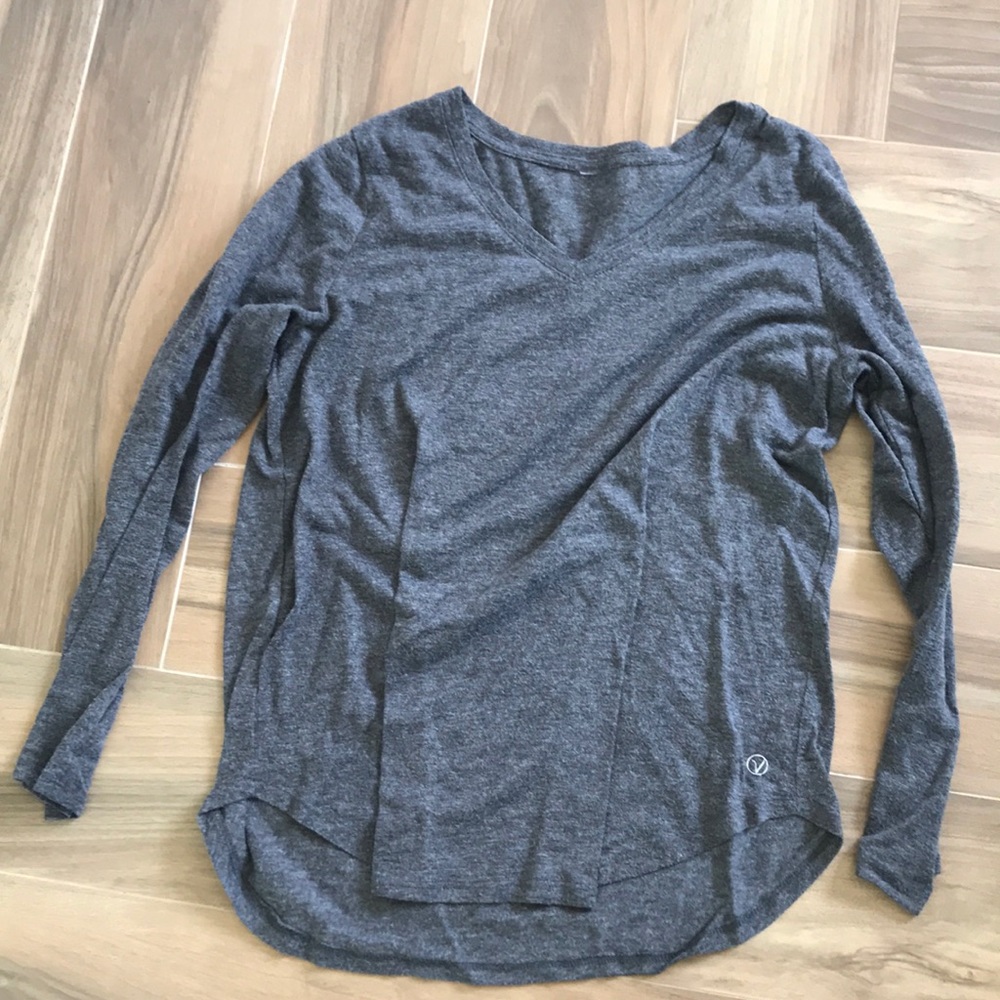 Forever 21 long sleeve v neck
